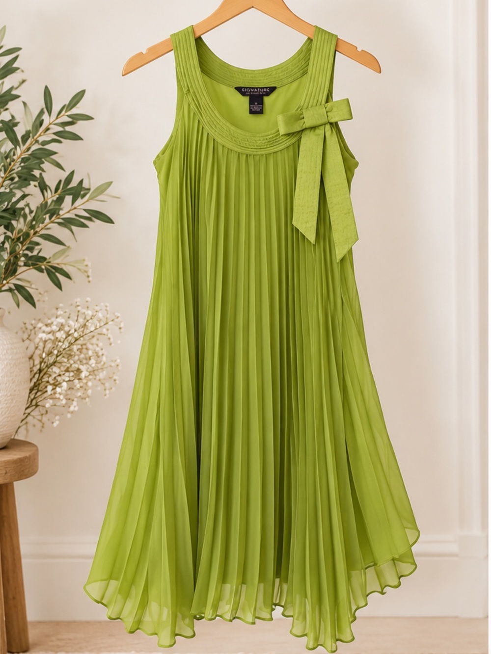 Signature Lime Green Pleated Bow-Accent Formal Dress
